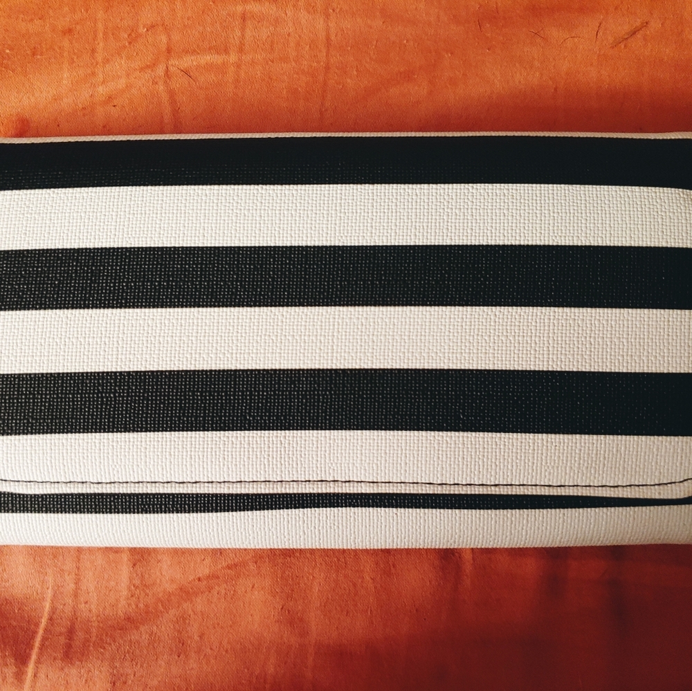 Kut from the Kloth wallet